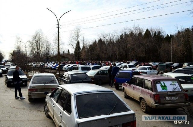 В Перми 21 марта около 200 машин решили провести акцию за тонировку.