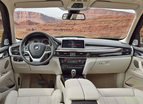 Компания BMW представила X5 : добавлен третий ряд сидений