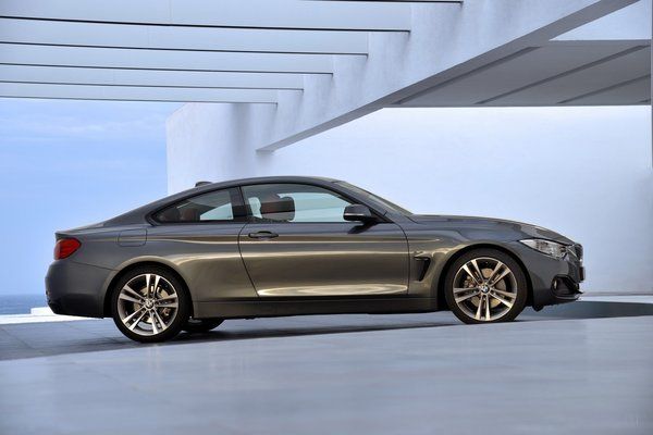 BMW официально представили 4-ю серию