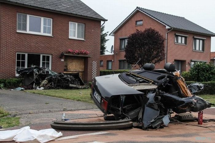 В Бельгии разбили Audi S8