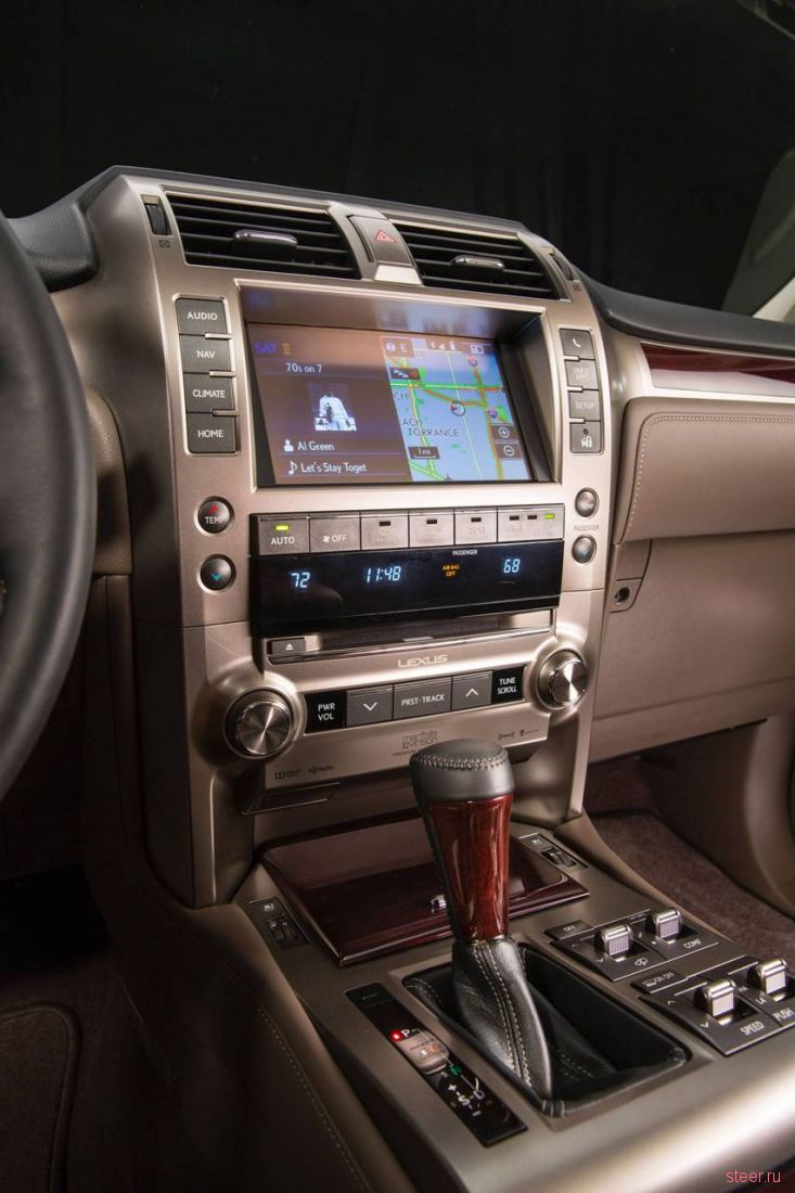 Lexus представил обновленный внедорожник GX460 в США