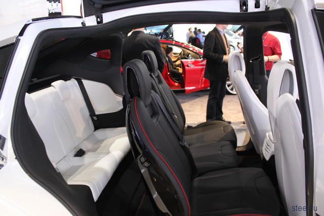 Кроссовер Tesla Model X обещают в январе 2014