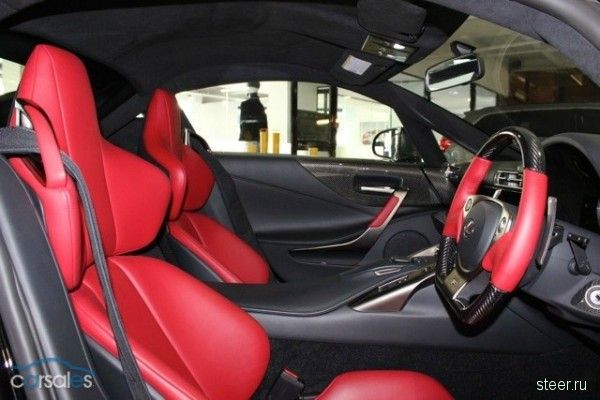 Поддержанный Lexus LFA обойдется в 1 млн долларов