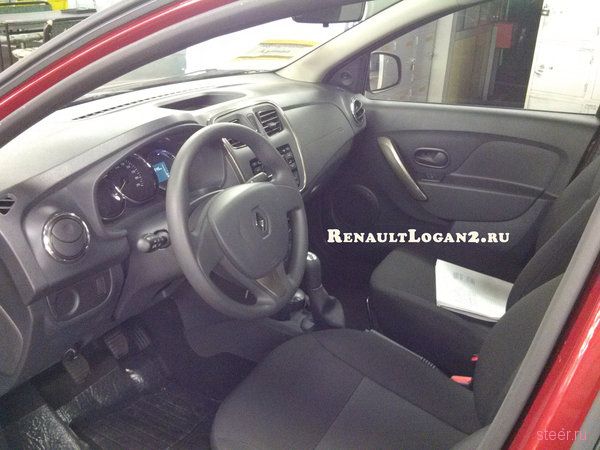 Российские Renault Logan и Sandero: первые фото салона