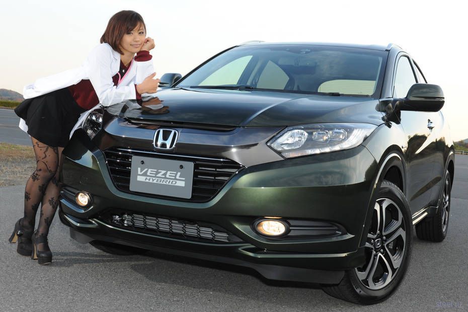 Honda начинает продажи в Японии нового кроссовера Vezel