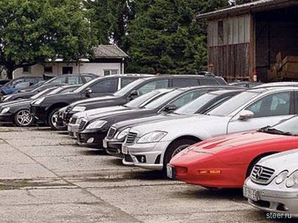 Десятки роскошных автомобилей гниют в Хорватии