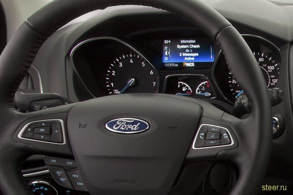 Обновлённый седан Ford Focus: официальные фото