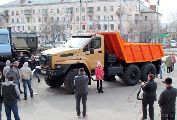 Обновлённый грузовик марки Урал удивил своей внешностью