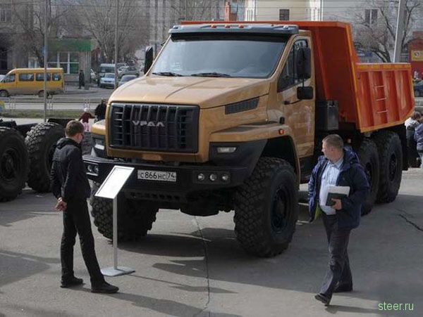 Обновлённый грузовик марки Урал удивил своей внешностью