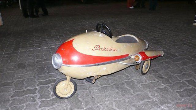 Мечта советского детства : педальные автомобили