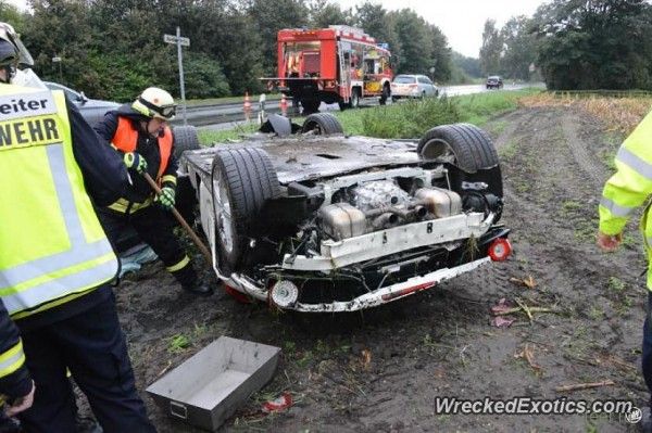В Германии тест-драйв Ferrari 458 Italia закончился серьезной аварией