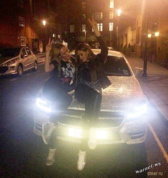 Русская студентка в Лондоне покрыла свой Mercedes CLS 350 миллионом кристаллов Сваровски