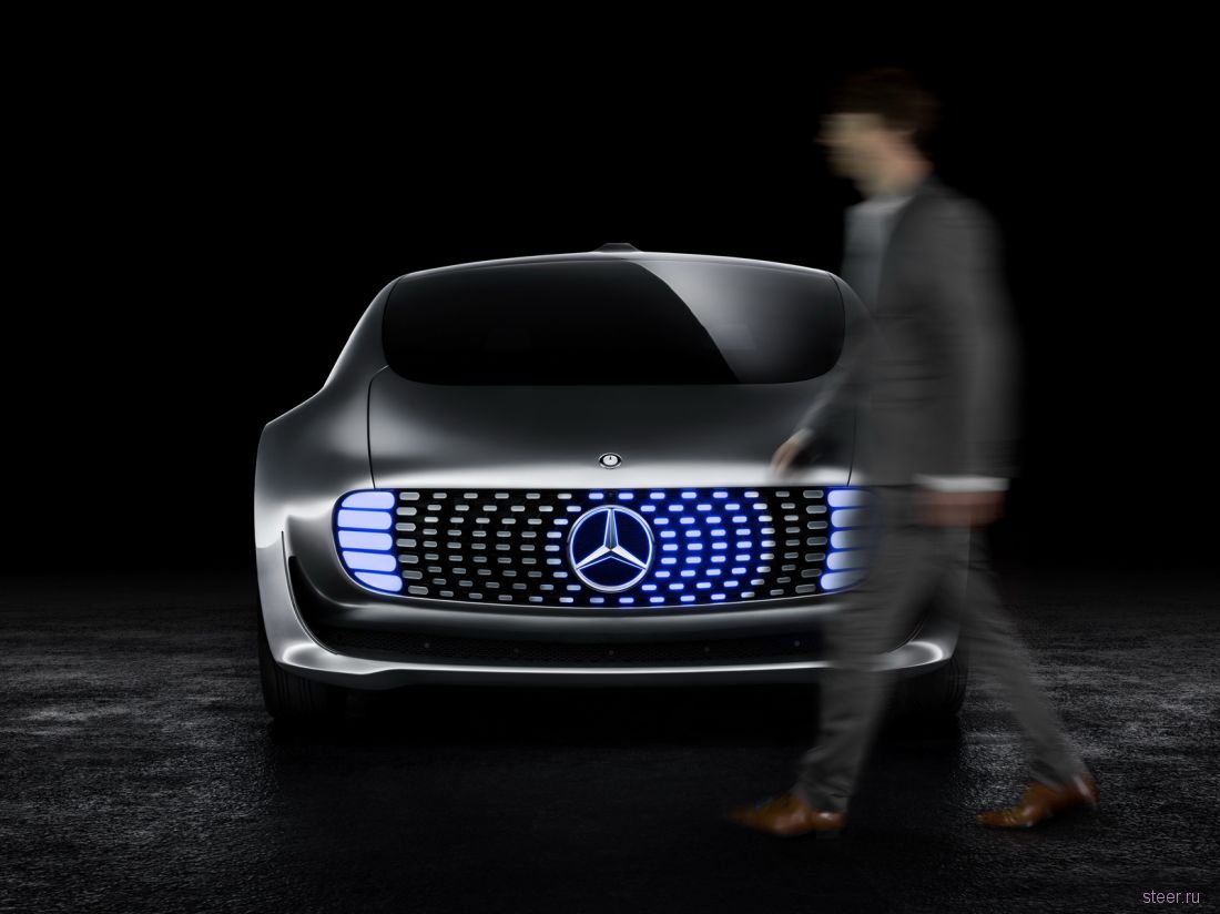 Mercedes-Benz F 015 : водородный седан с автопилотом и комнатой переговоров
