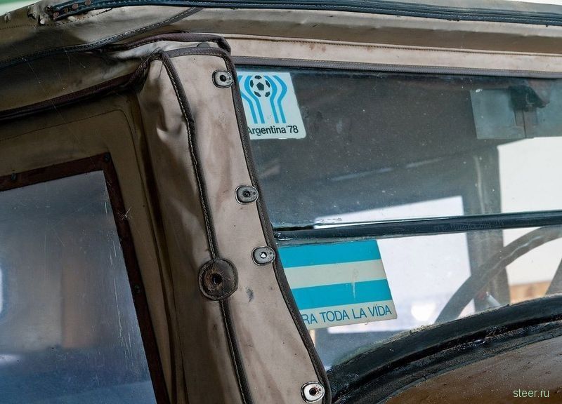 Заброшенный автомобильный музей в Японии