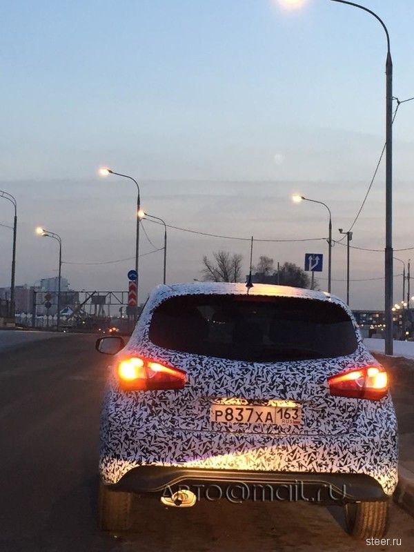 В Москве замечен неизвестный хэтчбек Nissan