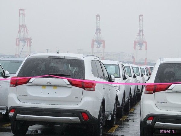 Первые фото обновлённого Mitsubishi Outlander