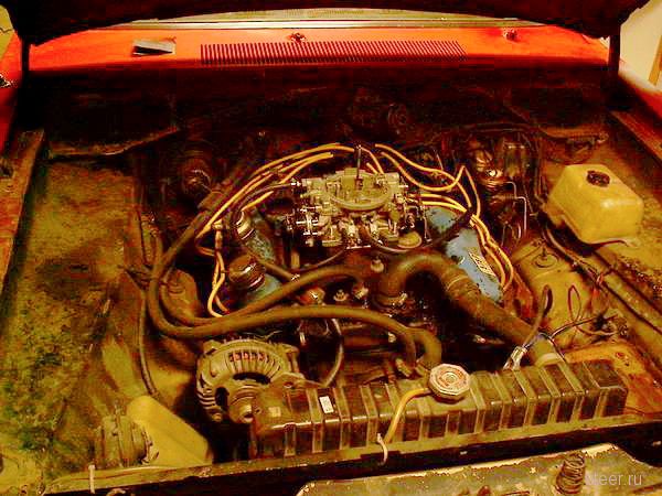 Отец с сыном самостоятельно восстановили легендарный Plymouth Duster 1971 года