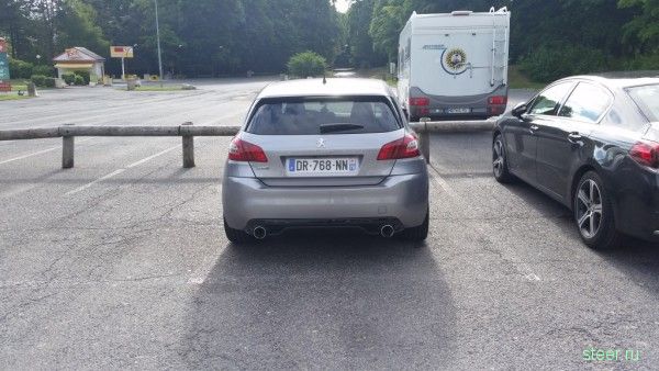 Первые фото Peugeot 308 GTI без камуфляжа