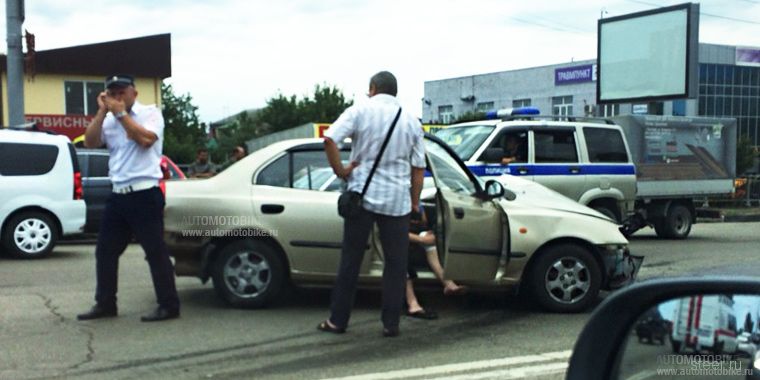 Страшная авария в Краснодаре: столкнулись BMW и Hyundai