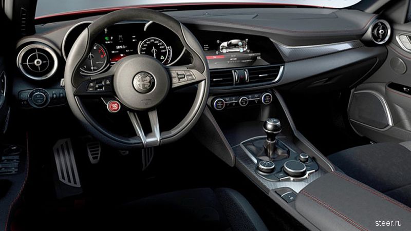 Alfa Romeo официально представила седан Giulia c трехлитровым двигателем разработки Ferrari