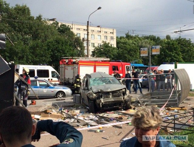 Всегда тут поворачивала