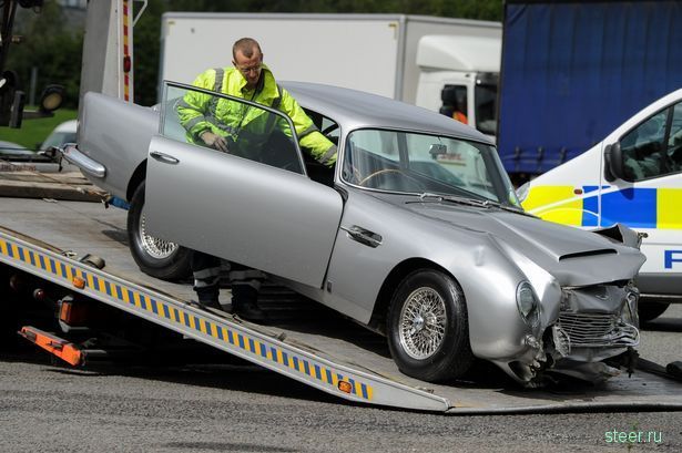 В Британии разбили Aston Martin Джеймса Бонда за полтора миллиона