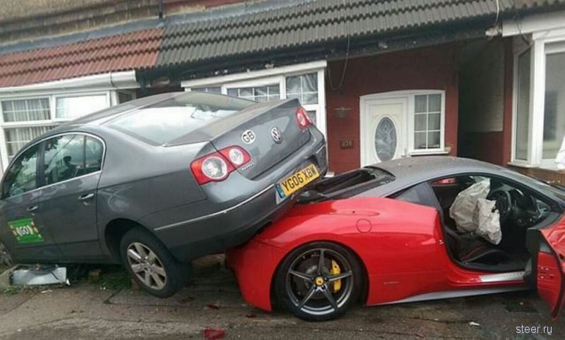 Разбил свадебный Ferrari о жилой дом