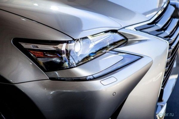 Обновленный Lexus GS 2016