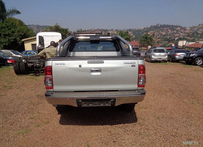 В Уганде нашли угнанные в Великобритании машины на сумму более 1,5 миллионов долларов