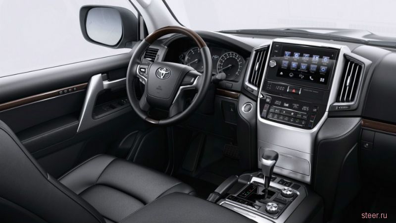 Объявлены рублевые цены на новый Toyota Land Cruiser 200