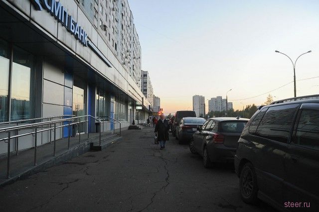Кто на самом деле пострадал от расширения зоны платных парковок в Москве