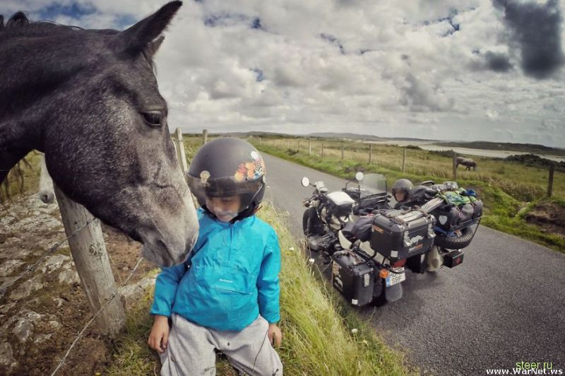 Молодая семья проехала вокруг Европы на мотоцикле «Урал»