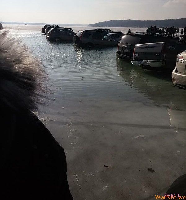 Результат парковки на замерзшем озере