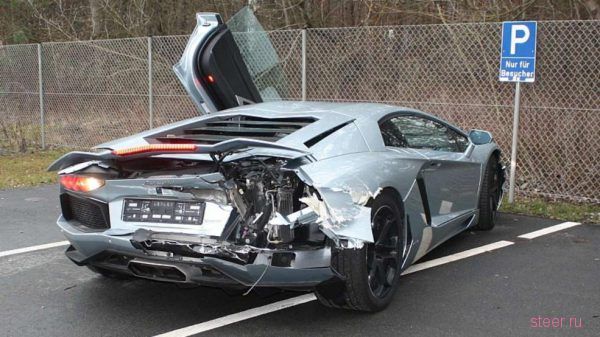 В Германии разбили Lamborghini Aventador