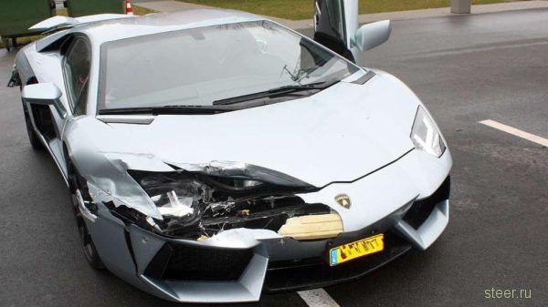 В Германии разбили Lamborghini Aventador