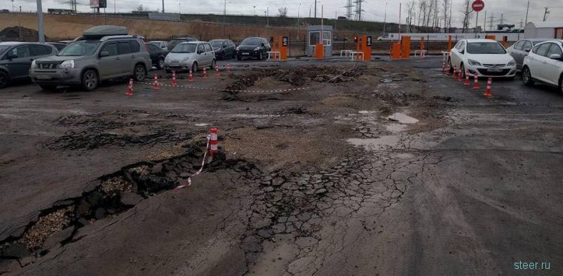 Перехватывающую парковку у метро Соларьево смыло за 2 месяца