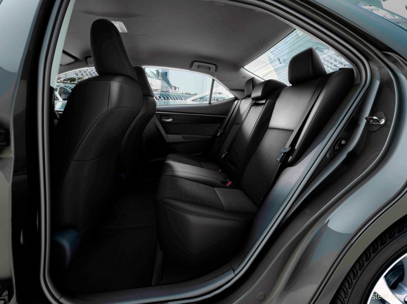 Toyota представила обновленную Corolla