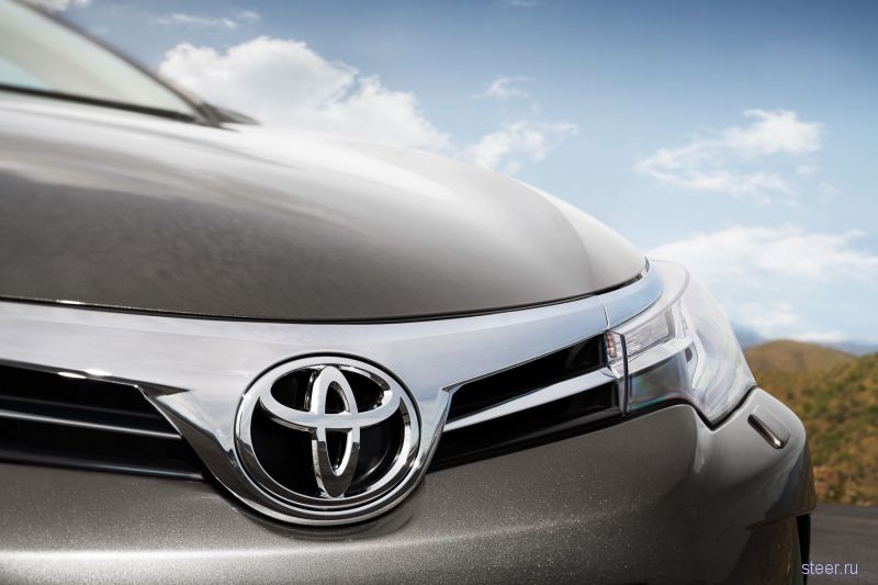 Toyota представила обновленную Corolla