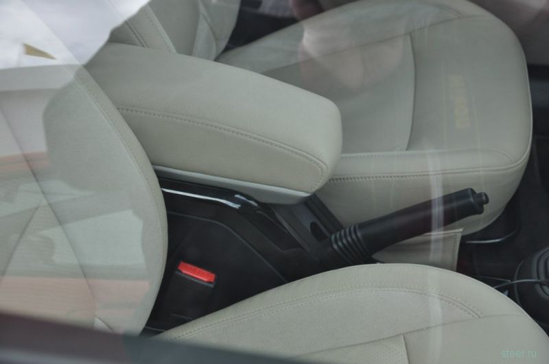 Новые фото удлиненной Lada Vesta