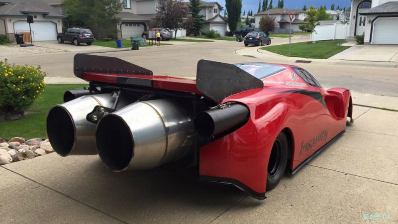 Канадец построил в гараже Ferrari с авиационными двигателями