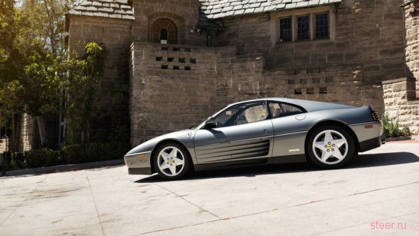 Ferrari 348 1990 года продают на аукционе за $49900