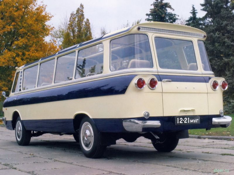 Раритетный автобус ЗИЛ-118 «Юность» продают за 35 млн рублей