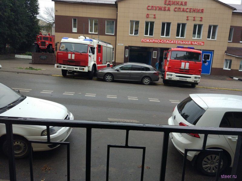 В Смоленске пожарные проучили автохама