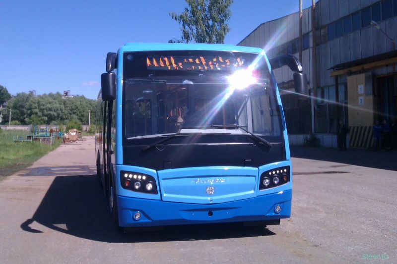 «Вихрь» : газовый автобус с необычным дизайном