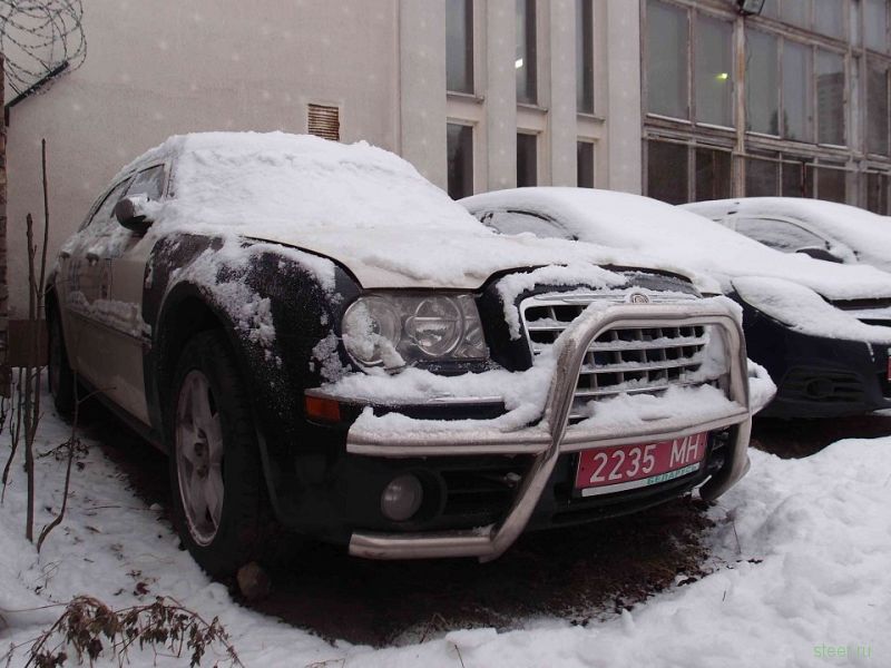 Белорусское МВД продает Chrysler 300C 5.7 HEMI из эскорта Лукашенко
