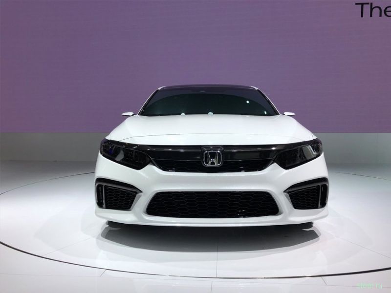 Honda представила прототип нового Inspire