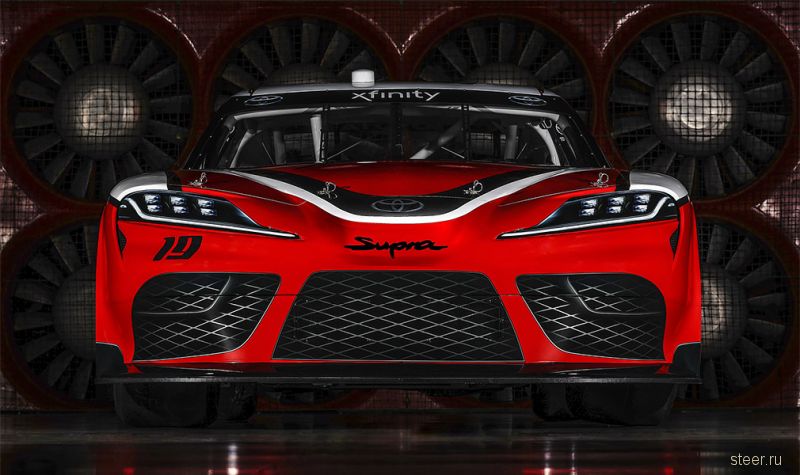 Toyota представила новую Supra для гонок NASCAR
