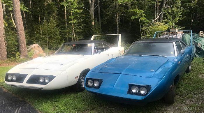 Владелец продает два очень редких Plymouth Superbird, которые простояли в гараже 40 лет.