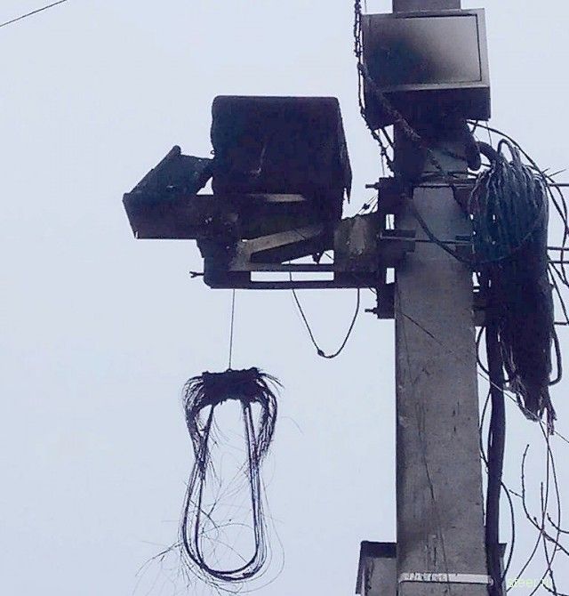 В Севастополе изощренно уничтожают камеры видеофиксации нарушений ПДД