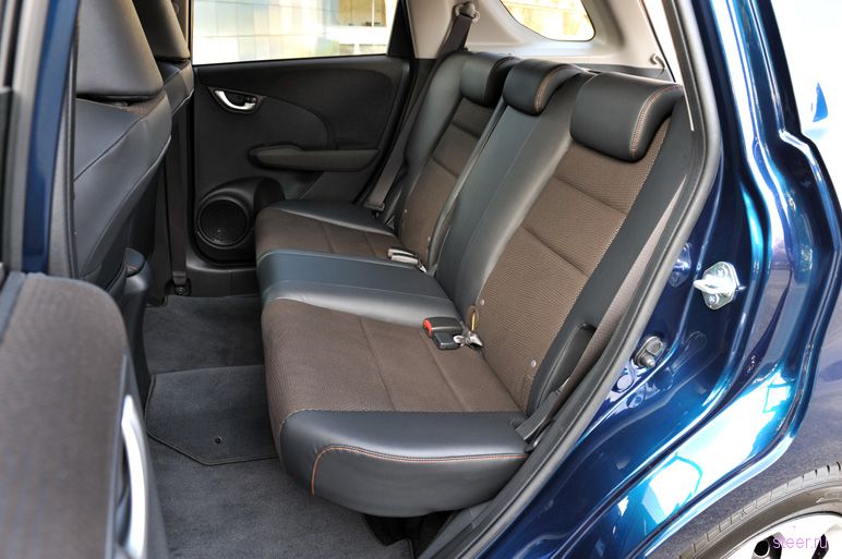 Honda Fit Shuttle дебютировал, но только на фотографиях (фото)
